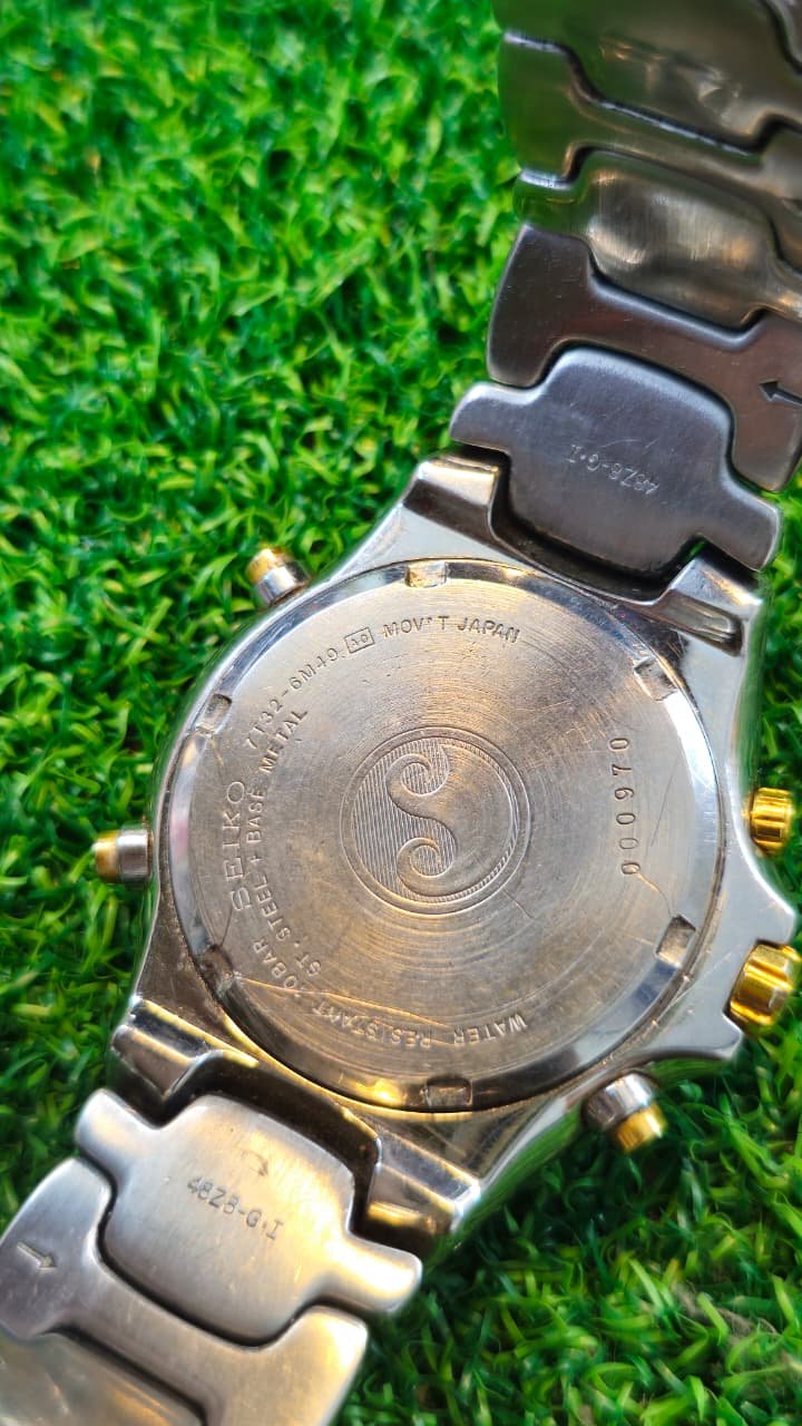 WhatsApp Image 2026-01-30 at 1.10.21 PM (1) Vintage Seiko Alarm Chronograph Quartz Movement 100M Japan made Men's watch (Used) - Image 4