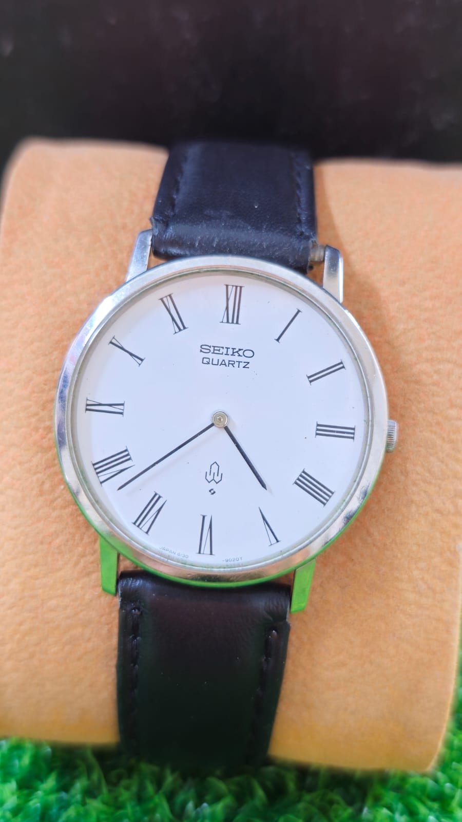 WhatsApp Image 2026-01-30 at 11.19.41 AM Vintage 1980s Seiko Chariot quartz Japan made Men's watch (Used) - Image 1