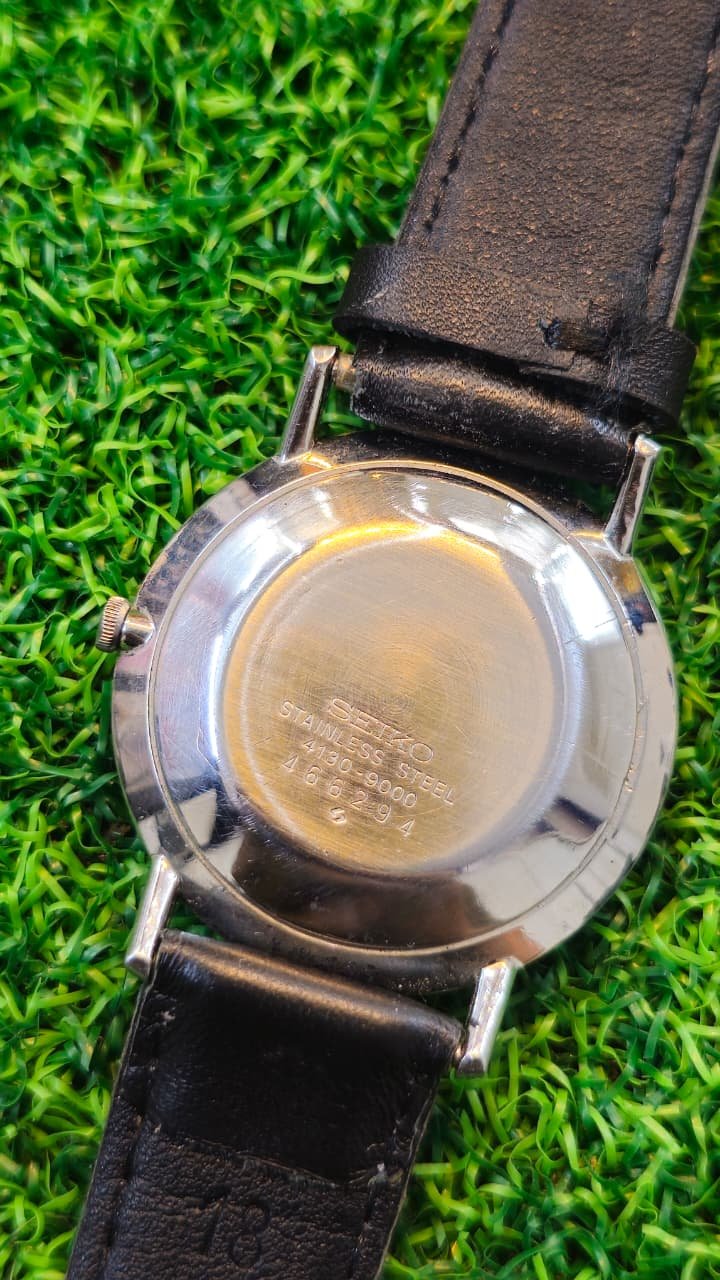 WhatsApp Image 2026-01-30 at 11.21.26 AM Vintage 1980s Seiko Chariot quartz Japan made Men's watch (Used) - Image 4