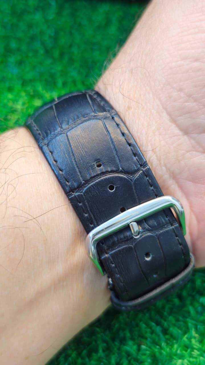 WhatsApp Image 2026-02-02 at 11.49.44 AM (3) Nixon "The Key" Quartz Movement Japan made Men's watch (Used) - Image 3