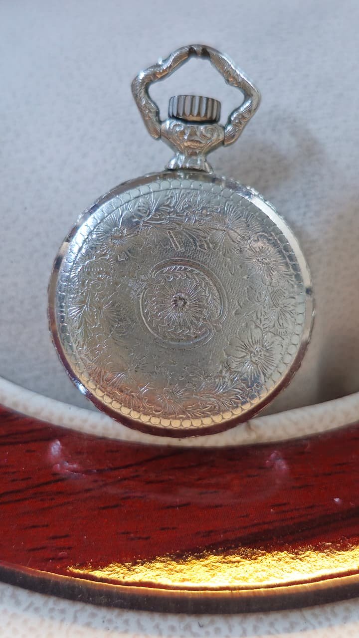 WhatsApp Image 2026-02-02 at 4.50.05 PM Palas Para vintage Pendant Mechanical Hand-Wind 🇩🇪 Germany Made Pocket watch(Used) - Image 3