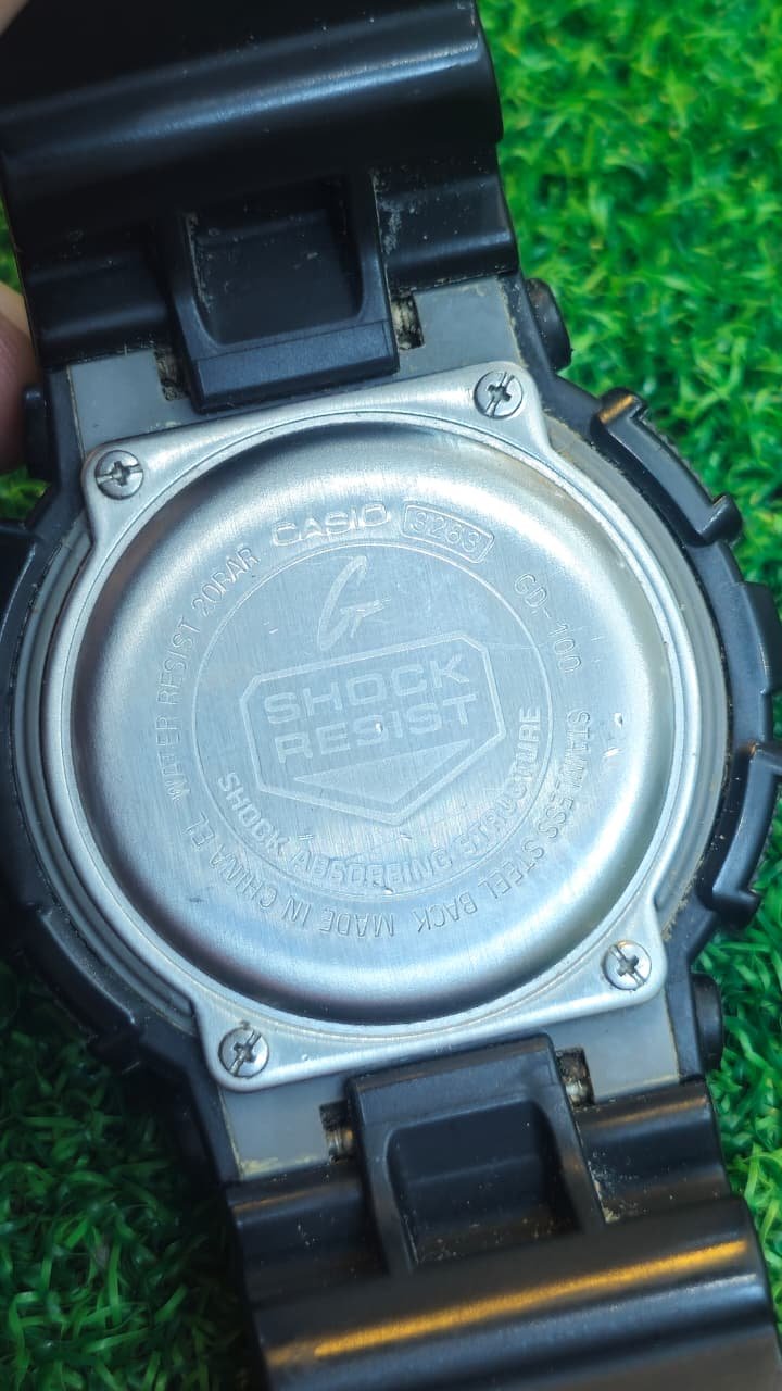 WhatsApp Image 2026-02-03 at 5.12.09 PM Casio G-Shock GD-100-1A Japan Quartz Movement watch for Men's (Used) - Image 4