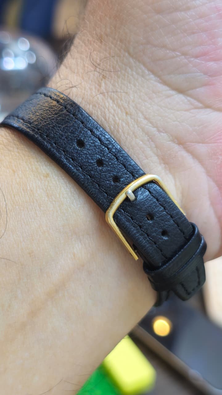 WhatsApp Image 2026-02-15 at 11.51.56 AM (1) Vintage 1950 Omega Mechanical Hand-Wind 16-jewels Reference 10217193 Switzerland 🇨🇠made Men's watch (Used) - Image 3