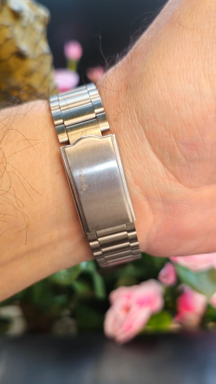 WhatsApp Image 2026-02-24 at 3.20.48 PM Vintage Seiko 5 "Railway Time" Automatic 21-Jewels Japan made Men's watch (Used) - Image 3