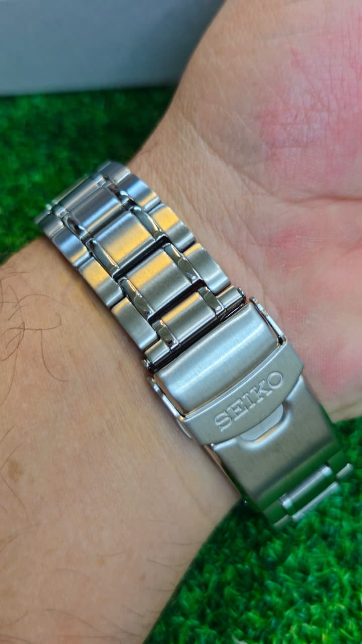 WhatsApp Image 2026-05-16 at 10.29.44 AM (1) Seiko SRCE053 Open Heart Automatic 4R38 Caliber 24-Jewels Japan JDM Men's watch (Brand New) - Image 3