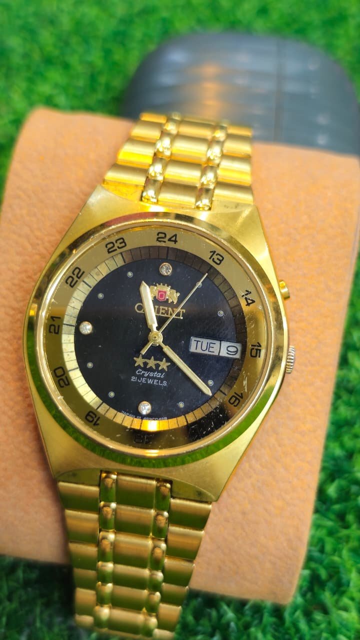 WhatsApp Image 2026-06-09 at 12.24.59 PM (1) Vintage Orient Automatic 21-Jewels Japan made Men's watch (Used) - Image 1