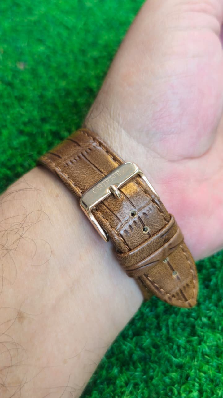 WhatsApp Image 2026-06-17 at 10.15.47 AM (1) ⏳ The Timeless Classic: Orient Bambino Gen 1 (Ref. ER24-D2-A- CS) Japan made Men's watch (Used ) - Image 3