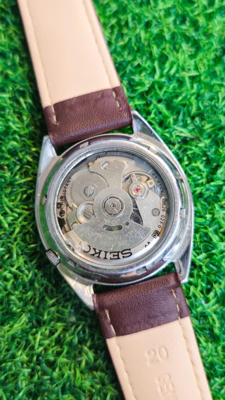 WhatsApp Image 2026-06-23 at 11.47.22 AM (1) 💥 ⌚ Vintage Seiko5 – Authentic Japanese Classic 🇯🇵 Automatic 7s26 caliber 21-jewels Men's watch (Used) - Image 4