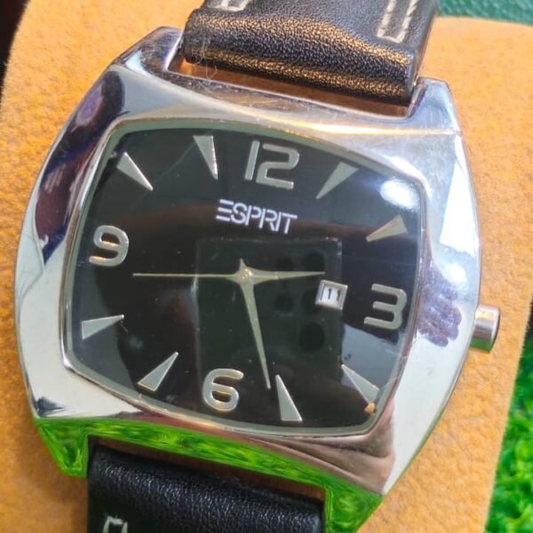 Esprit Tv style Quartz movement Japan made Men's watch (Used)