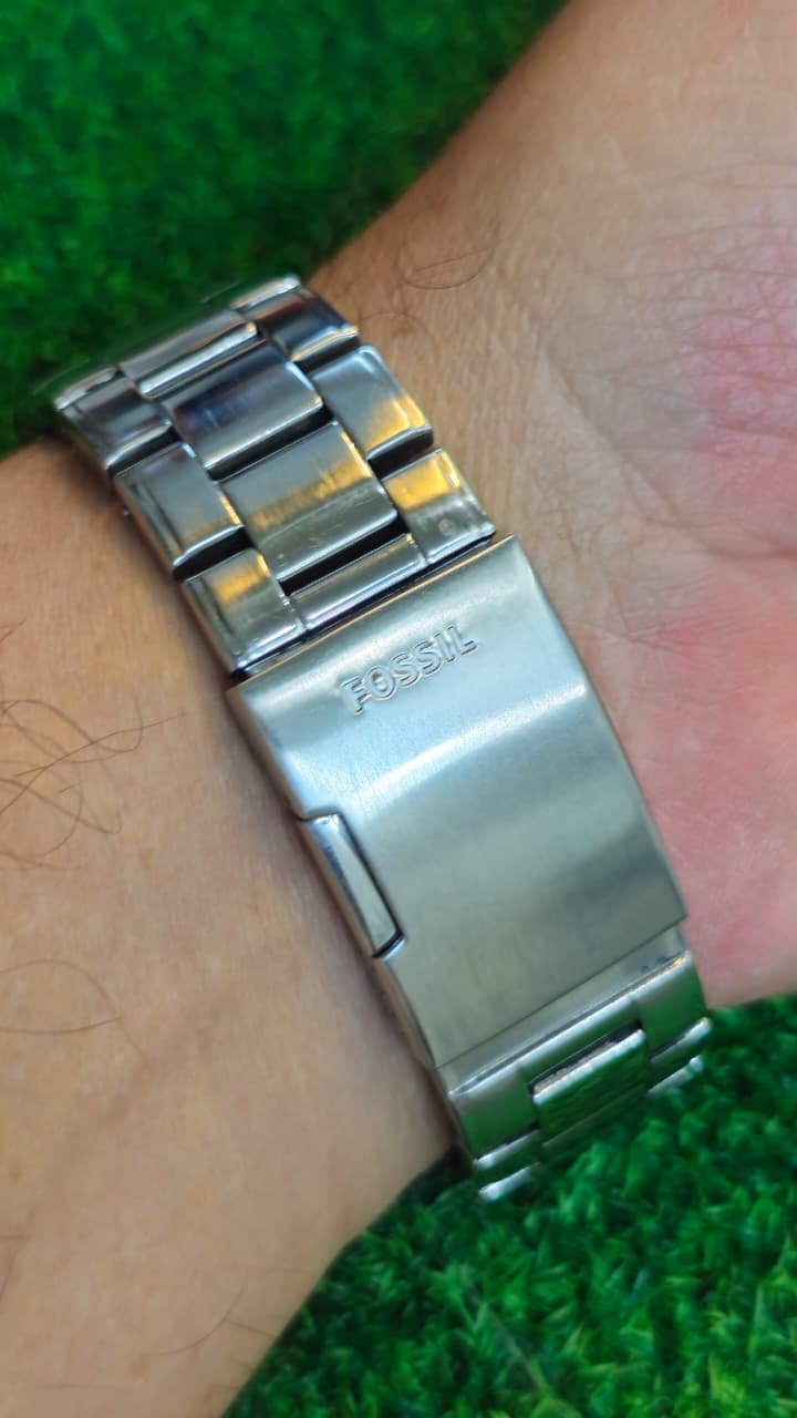 WhatsApp Image 2026-07-08 at 1.08.21 PM Fossil "Grant" Chronograph — Roman Numeral, Tri-Subdial Japan made Men's watch (Used) - Image 3
