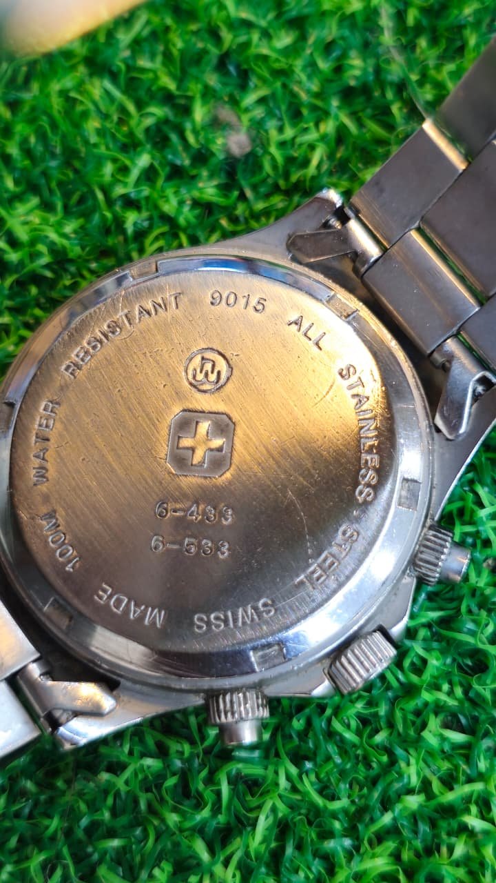 WhatsApp Image 2026-07-08 at 12.38.41 PM Swiss Military 6-433 (Wenger) Quartz Chronograph β Swiss Made, Tri-Subdial Field Watch Switzerland π¨π made Men's watch (Used) - Image 4