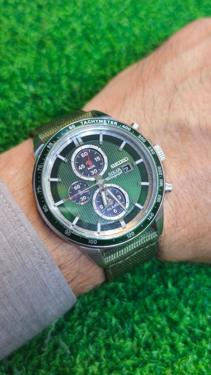 WhatsApp Image 2026-07-08 at 3.54.54 PM Seiko Solar Chronograph — Green Dial, Alarm Function (V172-0BG8) New Solar Battery Installed (Used) - Image 2