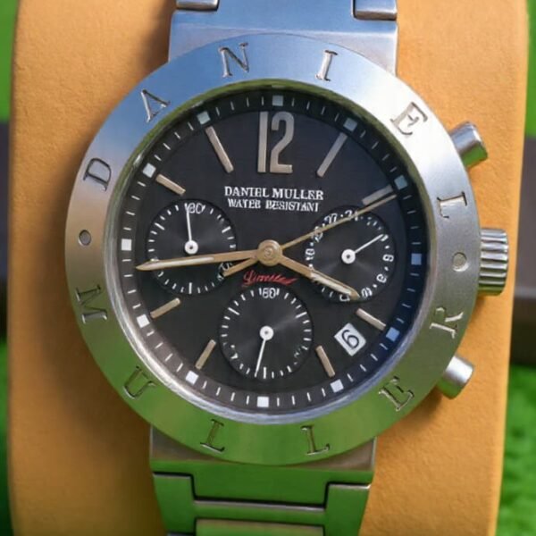 DANIEL MULLER "LIMITED" CHRONOGRAPH — Water Resistant Japan made Men's watch (Used)
