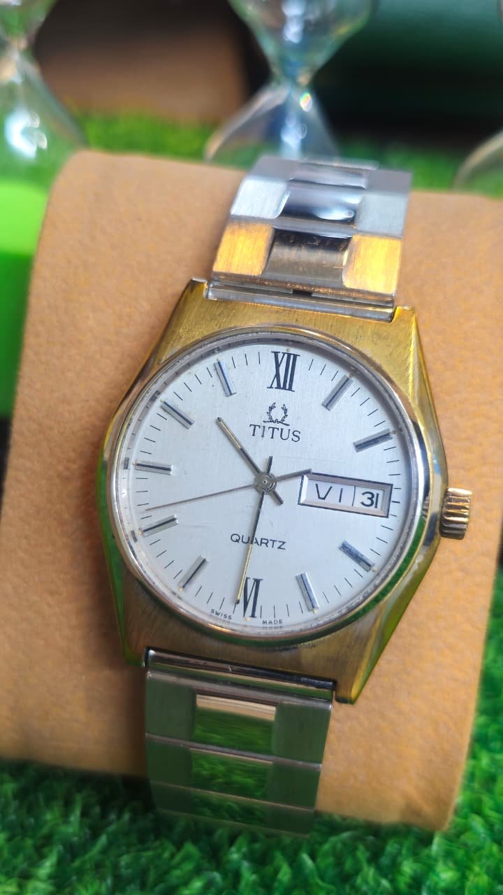 WhatsApp Image 2026-07-08 at 6.06.05 PM (3) Vintage TITUS QUARTZ DAY-DATE — Solvil et Titus, Genève watch for Men's (Used) - Image 1