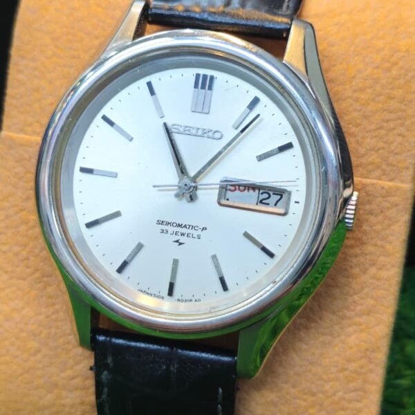 Vintage 1960s Seiko Seikomatic-P 5106-8031caliber — 33 Jewels Day-Date Japan made Men’s watch (Used)