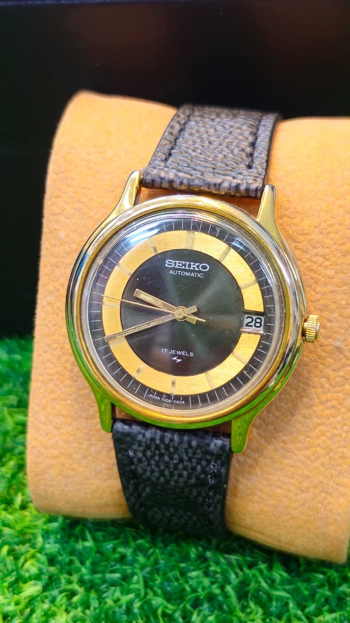WhatsApp Image 2026-07-20 at 4.50.15 PM Vintage 1960s Seiko Seikomatic-P 5106-8031caliber — 33 Jewels Day-Date Japan made Men’s watch (Used) - Image 1