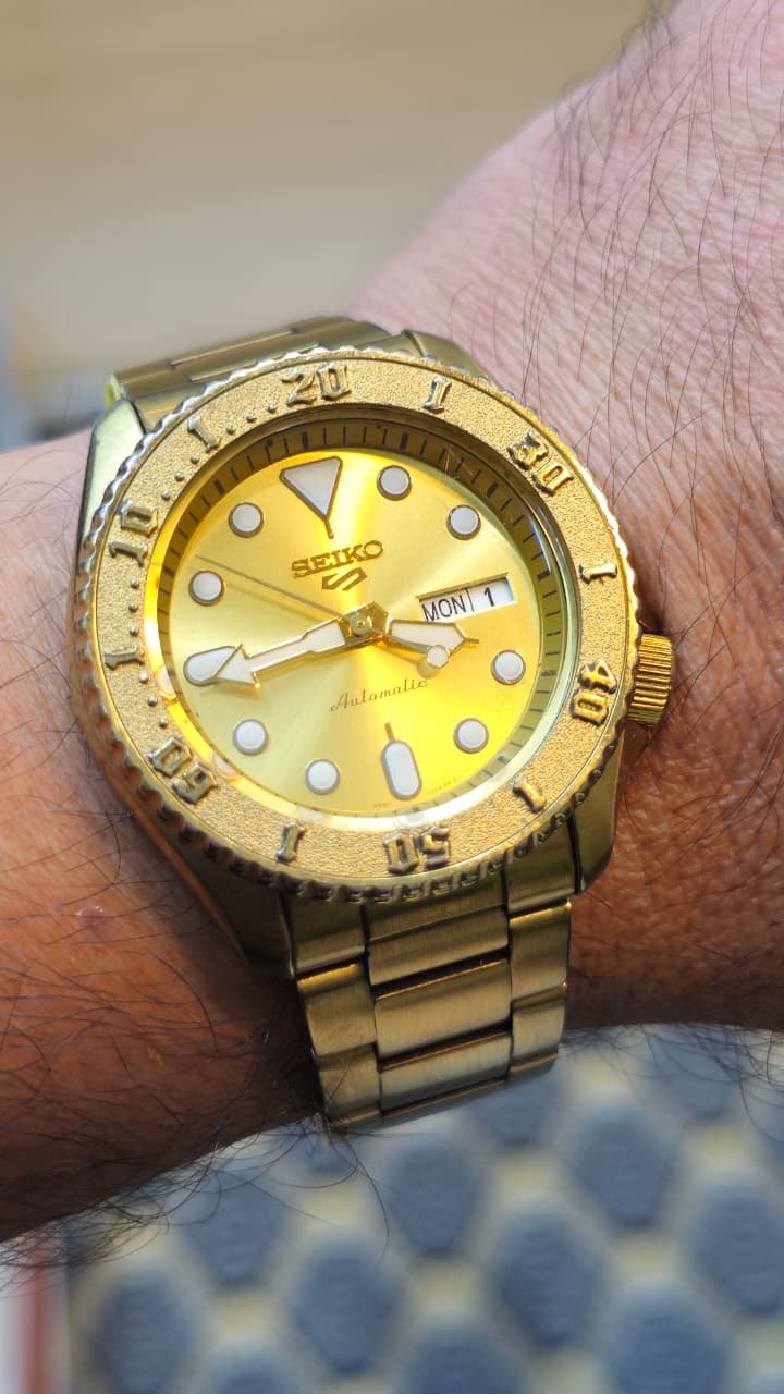 WhatsApp Image 2026-07-20 at 4.52.05 PM Seiko 5 Sports Automatic — Full Gold-Tone, Diver-Style, Day-Date 4R36 Caliber 24-Jewels Japan made Men's watch (Used) - Image 2
