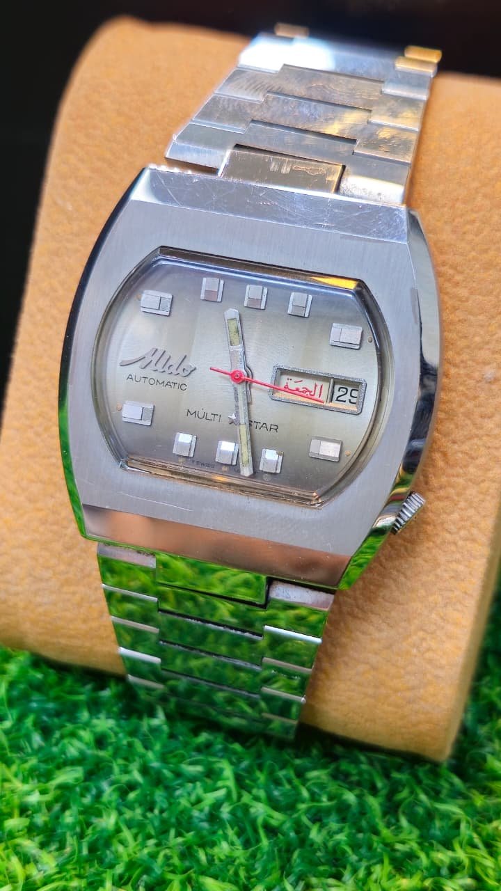 WhatsApp Image 2026-07-20 at 5.04.50 PM Vintage 1970s Mido Multi-Star Automatic — Arabic Day Wheel, Switzerland 🇨🇭 made Men's watch (Used) - Image 1