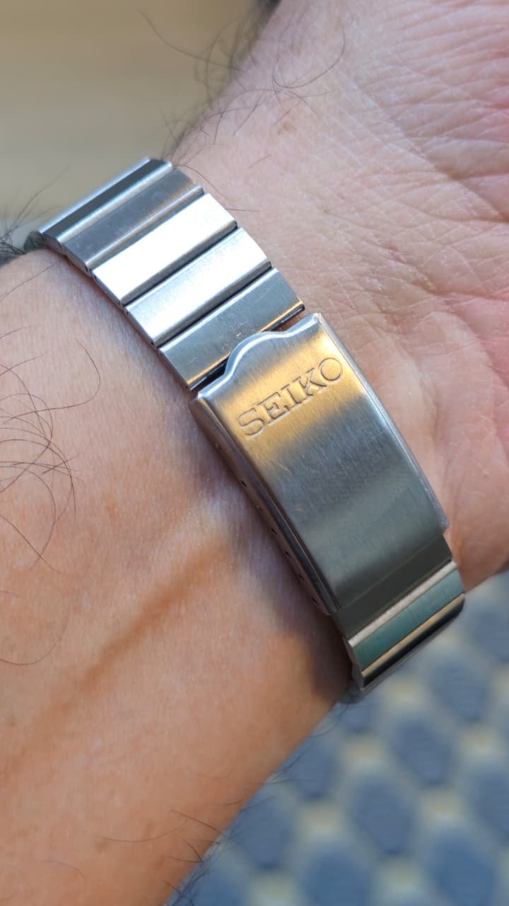 WhatsApp Image 2026-07-20 at 5.08.00 PM Vintage 1968 King Seiko Hi-Beat Automatic — Ref. 5626-7010, Day-Date, Case-Back Verified Japan Made Men's watch (Used) - Image 3
