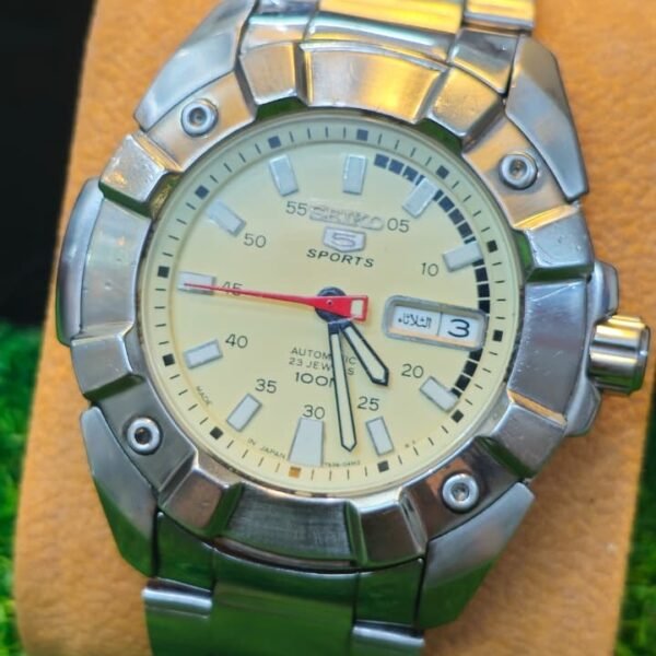 Seiko 5 Sports Automatic 7s36 caliber 23-jewels Arabic Day Wheel, "Monster"-Style Case, 100m WR Japan Made Men's watch (Used)