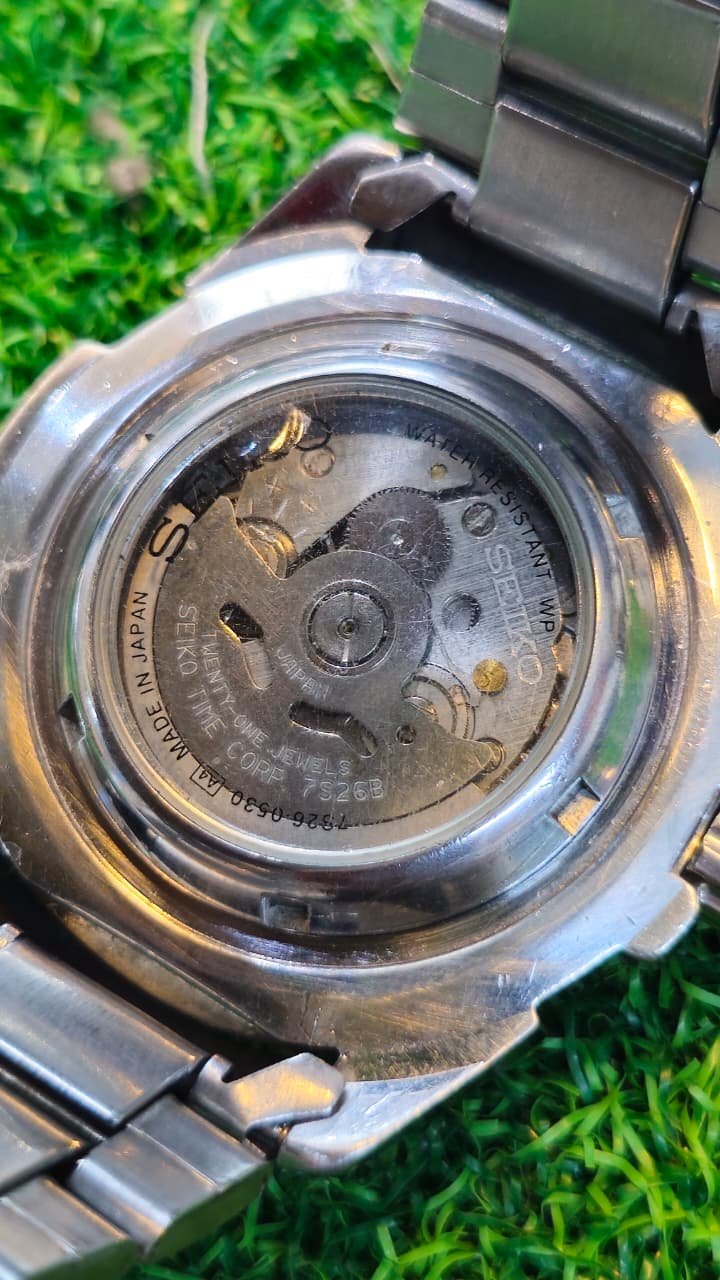 WhatsApp Image 2026-07-20 at 6.49.10 PM Seiko 5 Sports Automatic 7s36 caliber 23-jewels Arabic Day Wheel, "Monster"-Style Case, 100m WR Japan Made Men's watch (Used) - Image 4