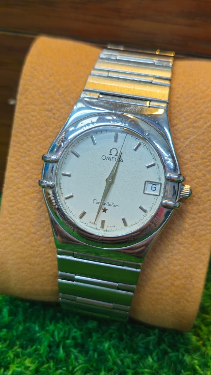 WhatsApp Image 2026-08-04 at 1.50.42 PM Vintage 1990 Omega Constellation Quartz – Switzerland 🇨🇭 Unisex (Used) - Image 1