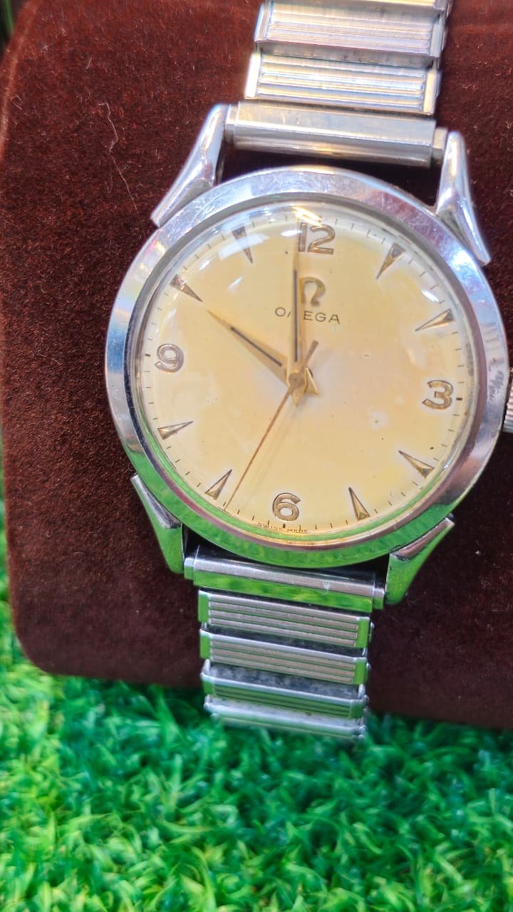 WhatsApp Image 2026-08-06 at 4.55.06 PM ✨ Vintage 1950s Omega Hand-Winding 17-Jewels Men's Watch – Switzerland 🇨🇭 (Pre-Owned) - Image 1