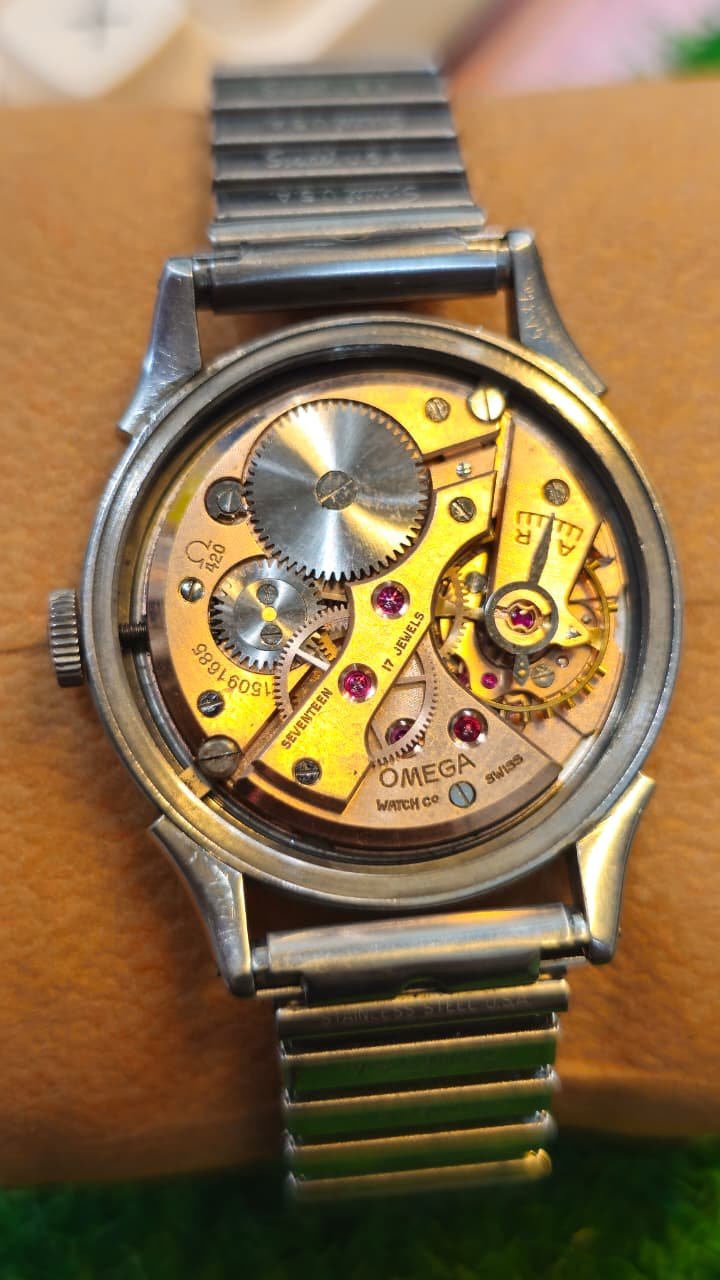 WhatsApp Image 2026-08-06 at 4.55.07 PM ✨ Vintage 1950s Omega Hand-Winding 17-Jewels Men's Watch – Switzerland 🇨🇭 (Pre-Owned) - Image 5