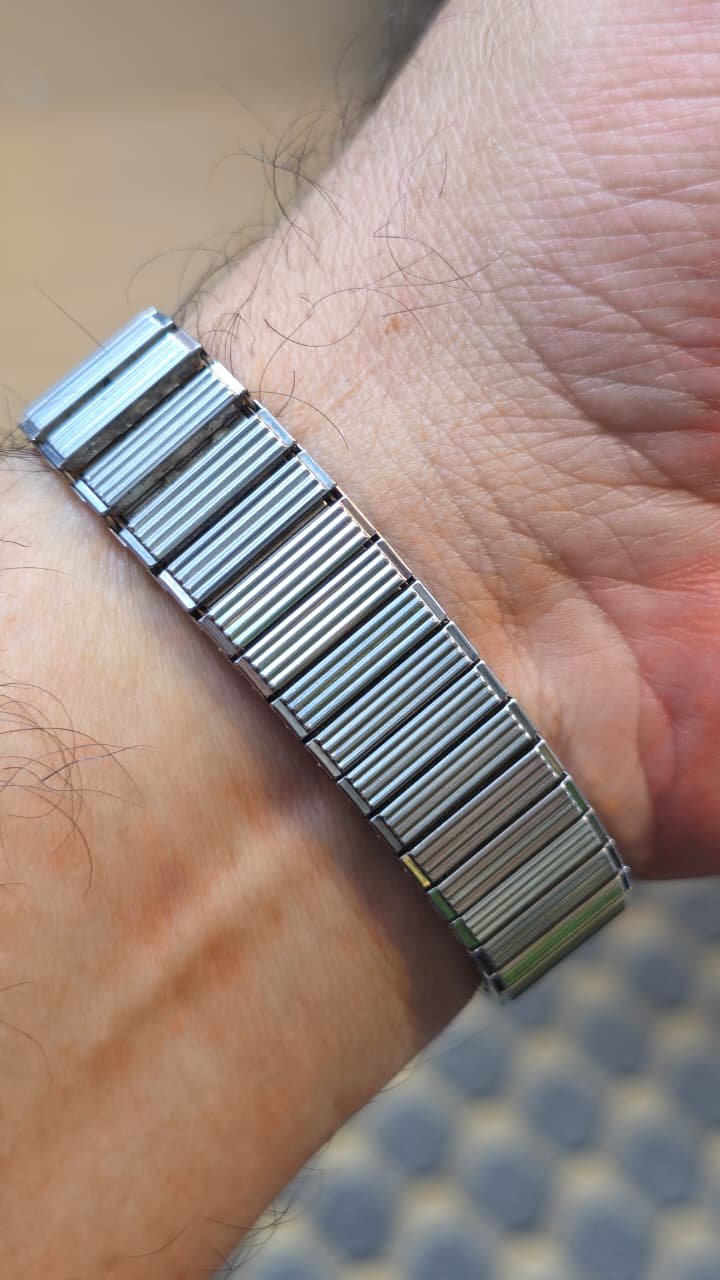 WhatsApp Image 2026-08-06 at 4.55.08 PM (3) ✨ Vintage 1950s Omega Hand-Winding 17-Jewels Men's Watch – Switzerland 🇨🇭 (Pre-Owned) - Image 3