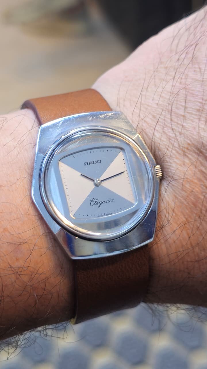 WhatsApp Image 2026-08-06 at 5.04.19 PM (1) β¨ Vintage 1950s Omega Hand-Winding 17-Jewels Men's Watch β Switzerland π¨π (Pre-Owned) - Image 2