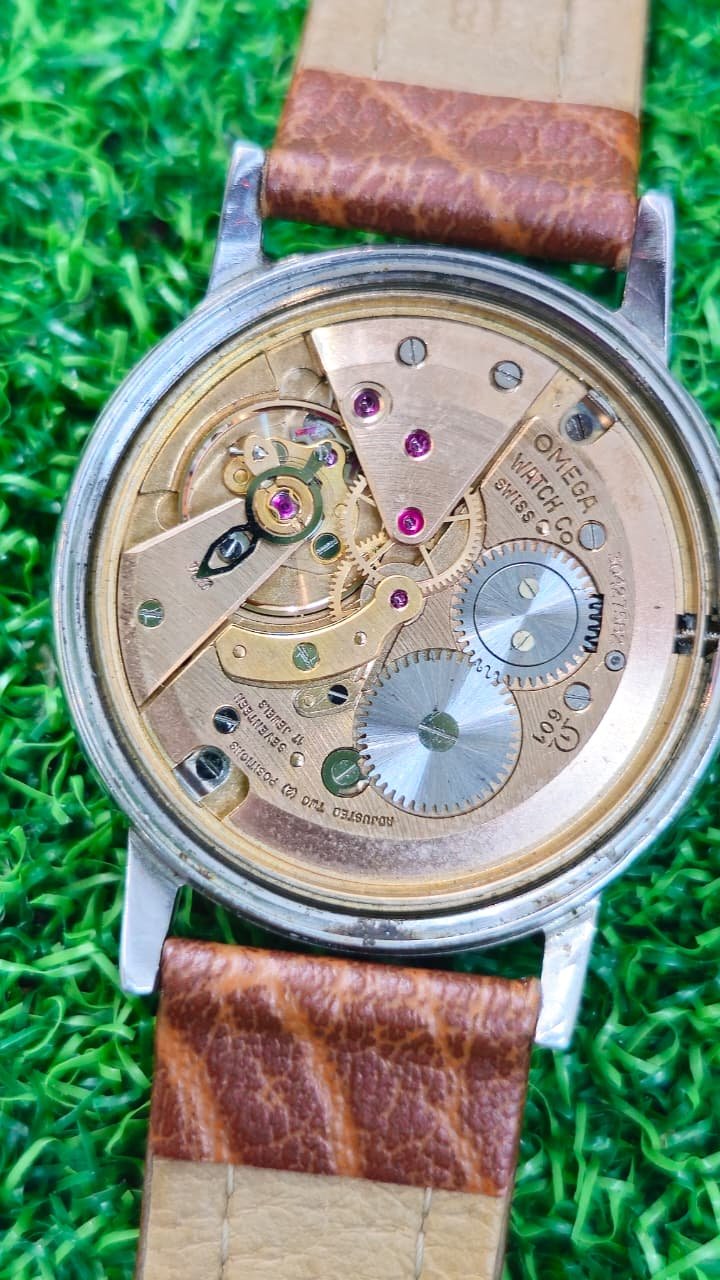 WhatsApp Image 2026-08-17 at 11.47.10 AM ⌚ OMEGA SEAMASTER 30 – MANUAL WIND – CAL. 601 – PAF PAKISTAN AIR FORCE (Vintage / Pre-Owned) - Image 5