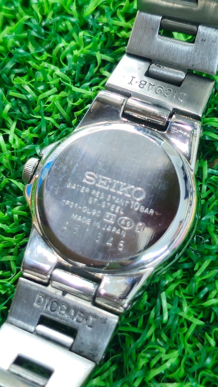 WhatsApp Image 2026-08-18 at 8.56.28 PM (1) ⌚ ORIENT QUARTZ RECTANGULAR DRESS WATCH – REF. D359814-100 (Pre-Owned) - Image 4