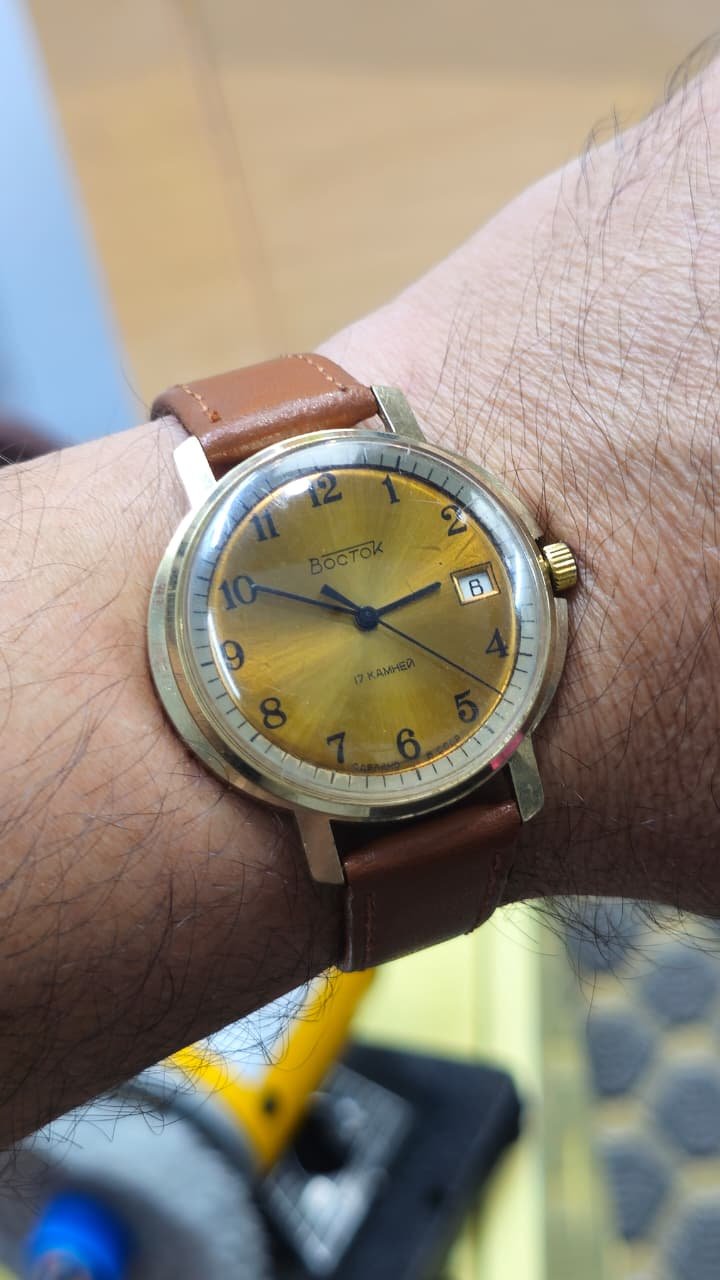 WhatsApp Image 2026-08-25 at 3.37.29 PM (3) ⌚ VOSTOK 17 JEWELS – HAND-WIND MECHANICAL – DATE (Vintage Used) - Image 2