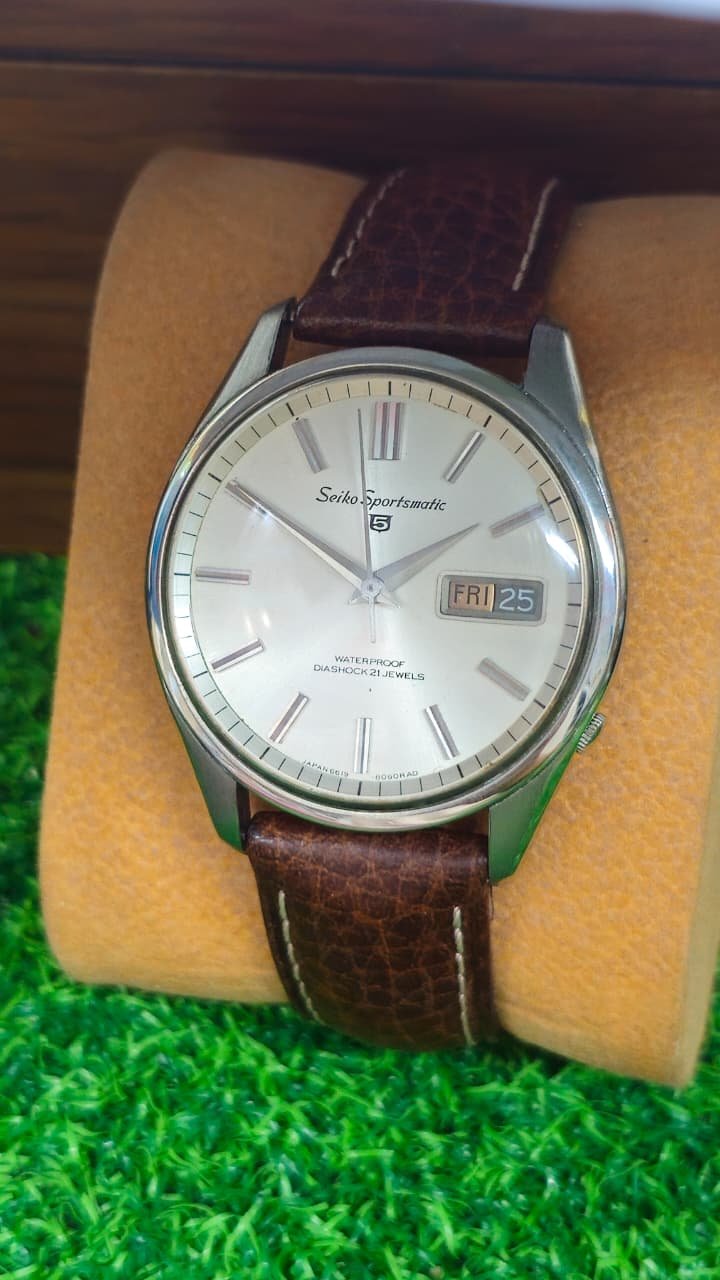 WhatsApp Image 2026-08-25 at 6.09.00 PM VINTAGE ⌚ SEIKO SPORTSMATIC 5 – AUTOMATIC – REF. 6619-8090 JAPAN MADE MEN'S WATCH (USED) - Image 2