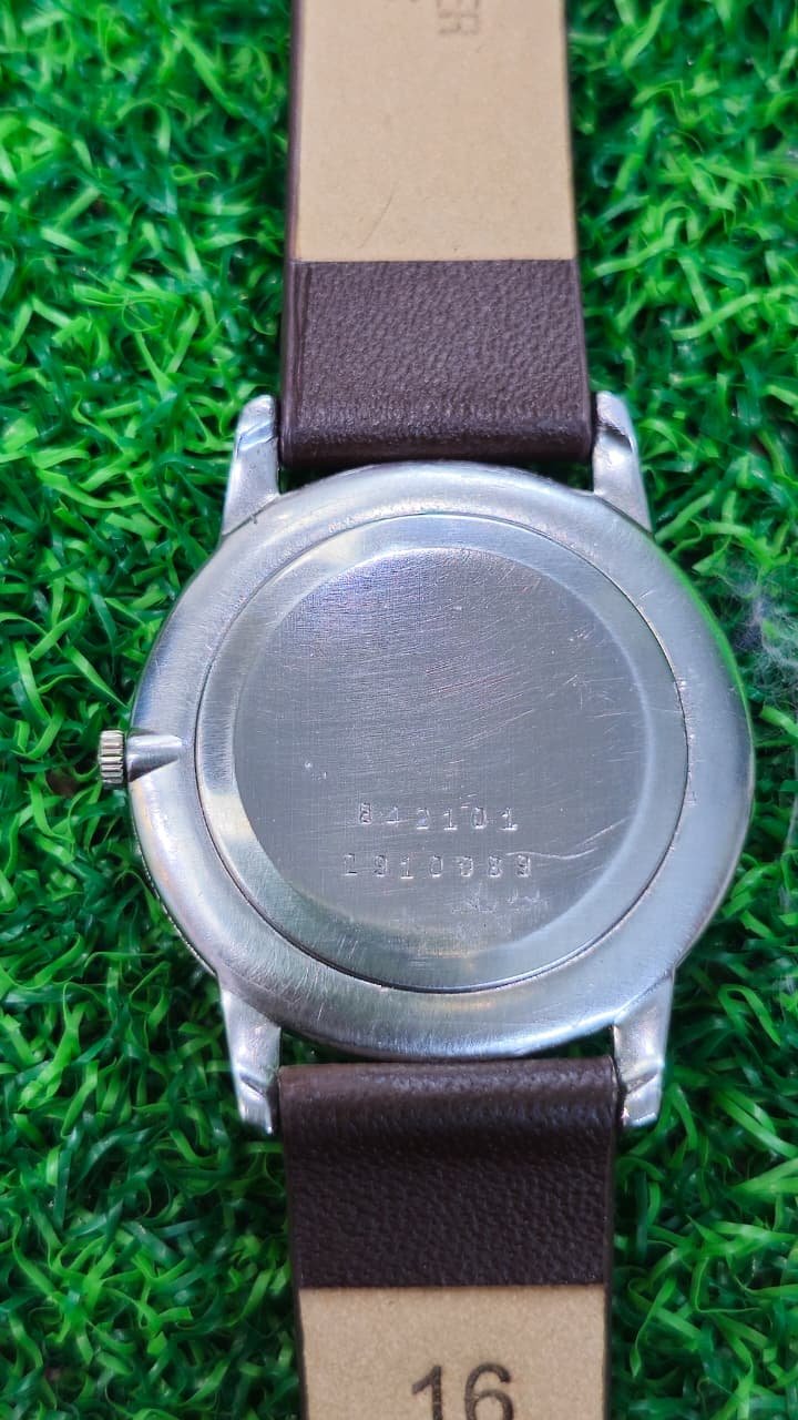 WhatsApp Image 2026-08-29 at 9.04.00 PM (2) Vintage 1960s ⌚ UNIVERSAL GENÈVE VINTAGE HAND-WIND – SWISS MADE (USED) - Image 4