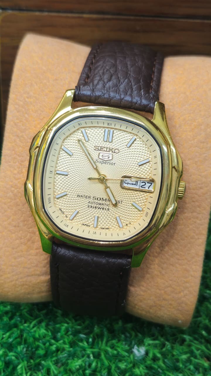 WhatsApp Image 2026-09-01 at 5.36.01 PM (3) VINTAGE ⌚ SEIKO 5 SUPERIOR – AUTOMATIC 23 JEWELS – REF. 7S36-6001 (USED) - Image 1