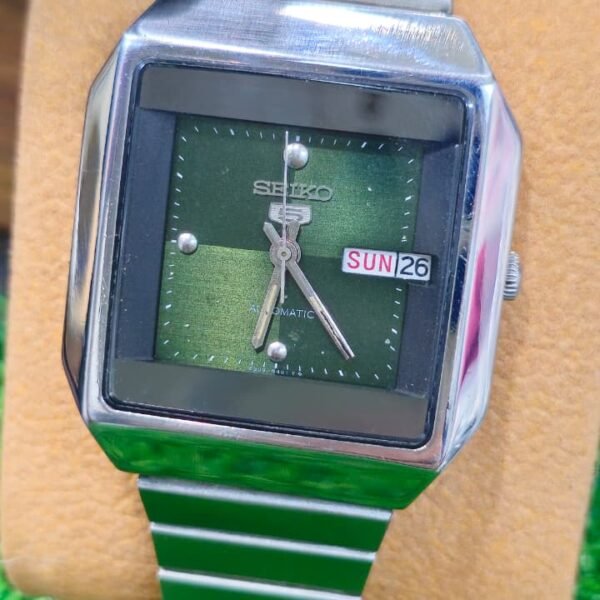 ⌚ SEIKO 5 VINTAGE – AUTOMATIC – REF. 6309-8230 – GREEN DIAL(USED)