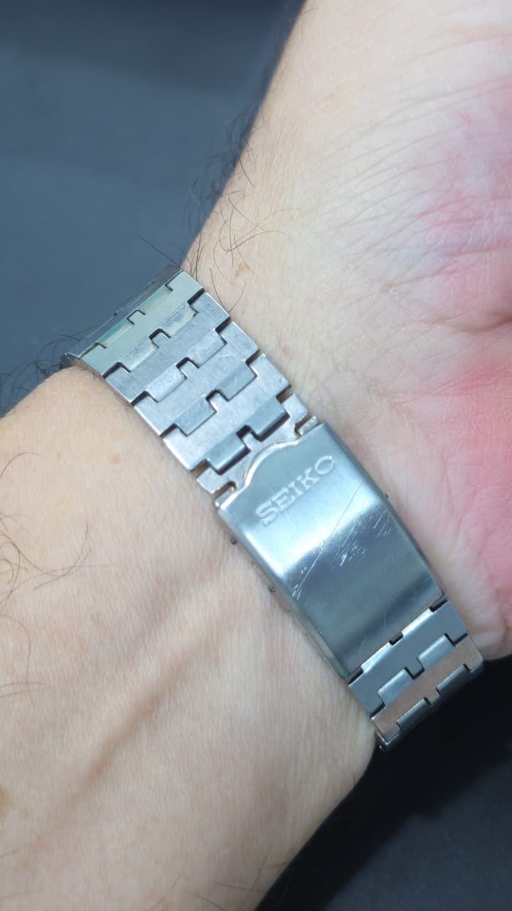 WhatsApp Image 2026-09-07 at 5.45.05 PM (3) ⌚ SEIKO 5 AUTOMATIC – VINTAGE SQUARE TV-DIAL – CAL. 6309 (Used) - Image 3